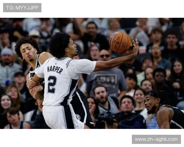 马刺队在NBA历史上的辉煌时期及其战术风格有哪些独特之处