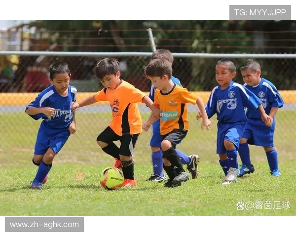 足球直塞球传导是否能够撕裂防守体系打穿中路创造单刀机会